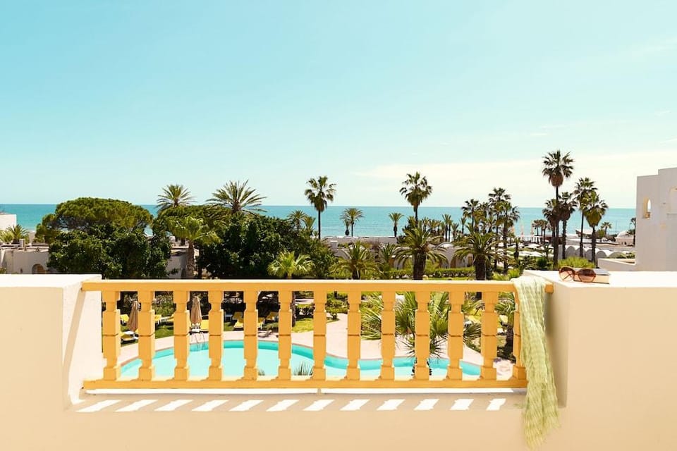 Calimera Delfino Beach Resort & Spa Hotel in Mrezga
