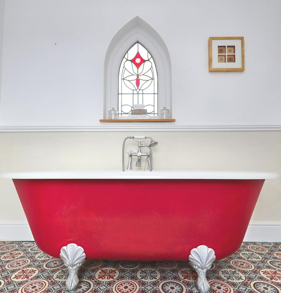 LLwyn Country House Hotel in Wales
