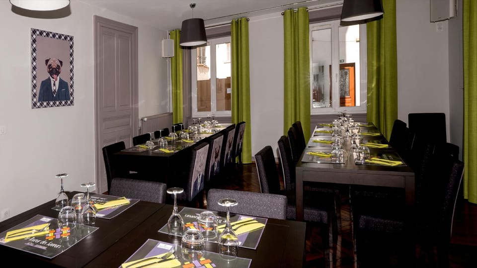 Logis Hotel Le Tisseur des Saveurs Hotel in Auvergne-Rhône-Alpes