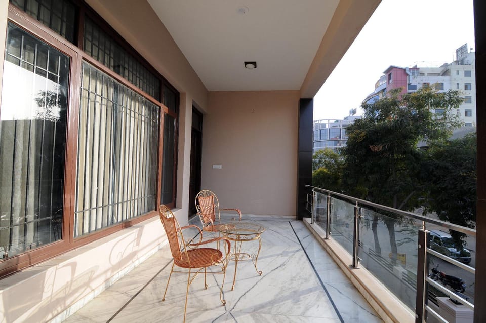 Geetanjali Luxury Suites Hotel in Jaipur