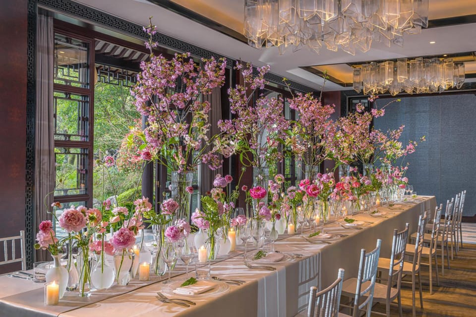 Four Seasons Hotel Hangzhou at West Lake Hotel in Hangzhou