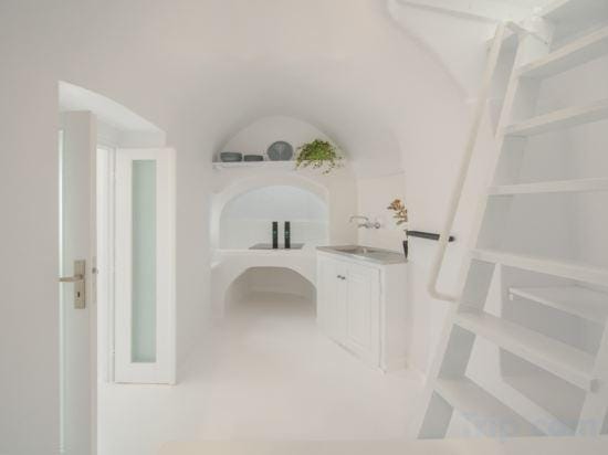 Sophia Privilege Hotel in Oia