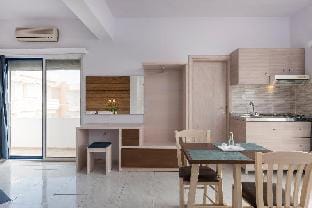 Esplanade Apartments Hotel in Crete