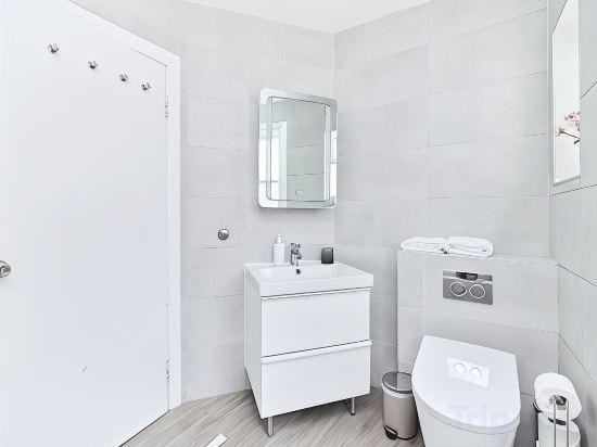 The Waterlow Park Wonder - Trendy 2Bdr with Study Room and Patio Hotel in London Borough of Islington
