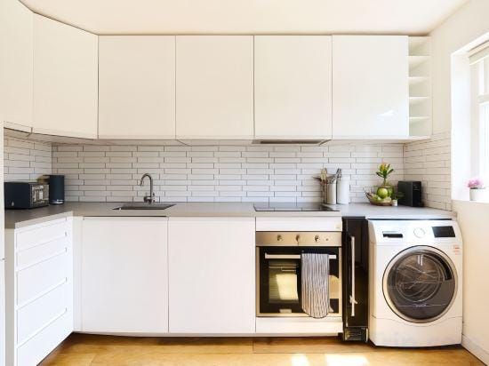 The Waterlow Park Wonder - Trendy 2Bdr with Study Room and Patio Hotel in London Borough of Islington