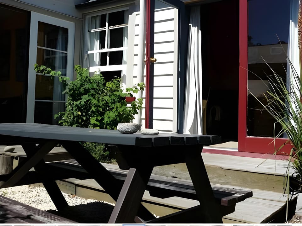 Bon Accord Backpackers Hostel in Akaroa