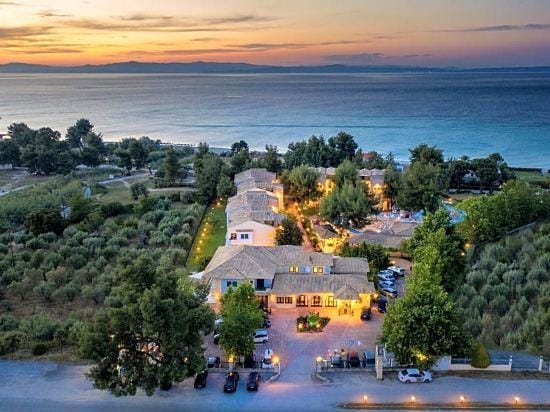 Lesse Hotel Hotel in Halkidiki
