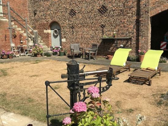 Colton Haggs Farm B&B Hotel in Selby