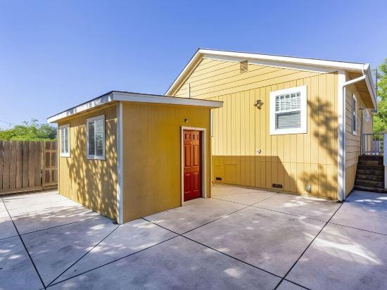 Marbella Lane Triplex San Jose Hotel in San Jose