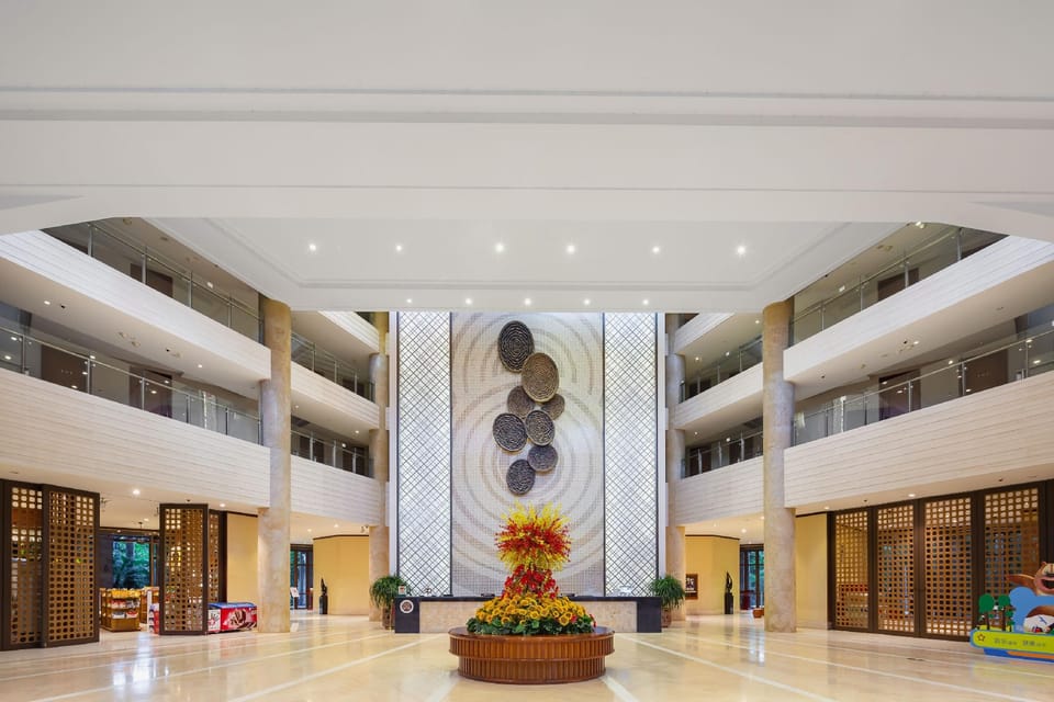 Seacube Resort Hotel in Sanya