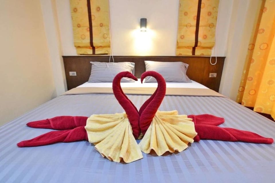 Toongyoong Longbeach Resort Hotel in Sala Dan