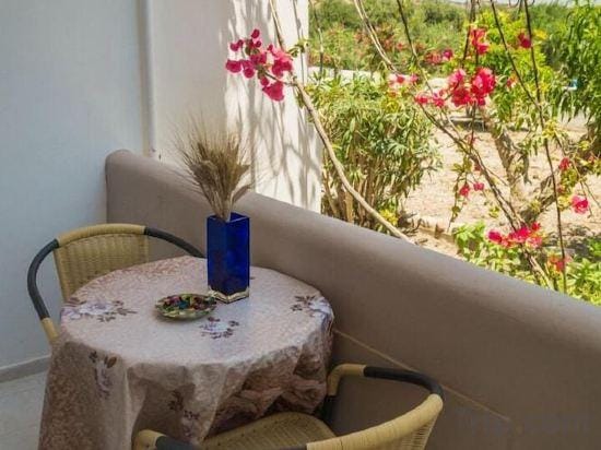 Studios Kefalos Hotel in Kefalos