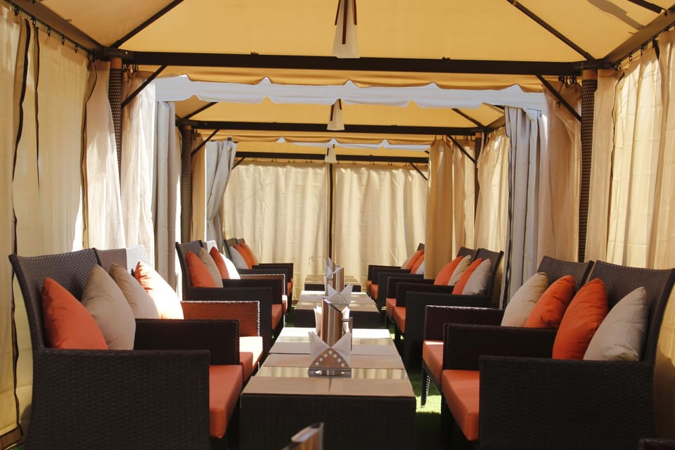 Hotel Mount View Hotel in Gujarat