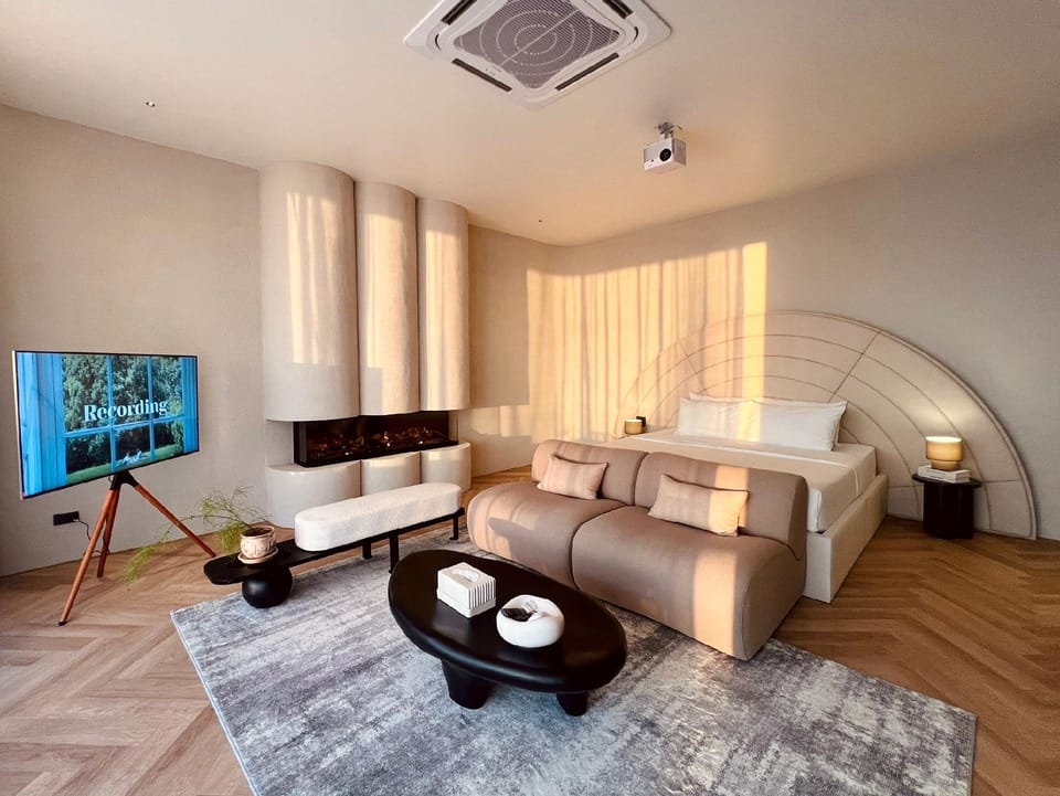 Suite room