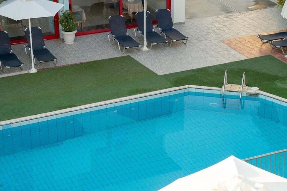 Thalassi Hotel Hotel in Crete