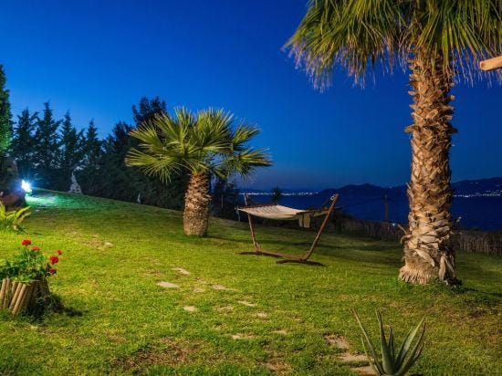 Cavo Petra Hotel in Argolis, Greece