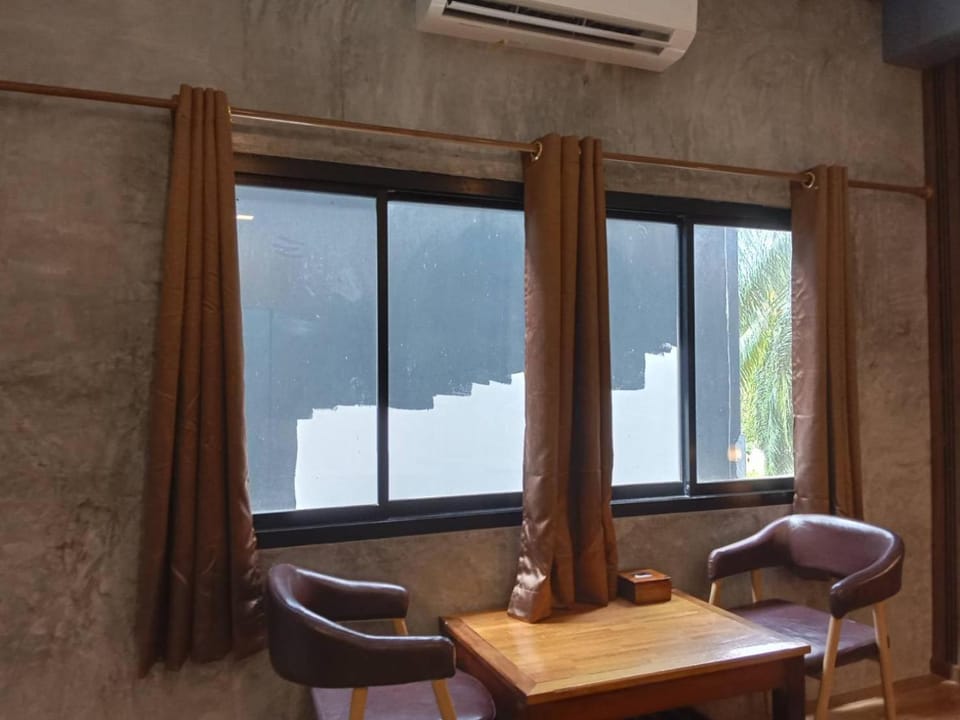 Khao Sok Nature Place Hotel in Khlong Sok