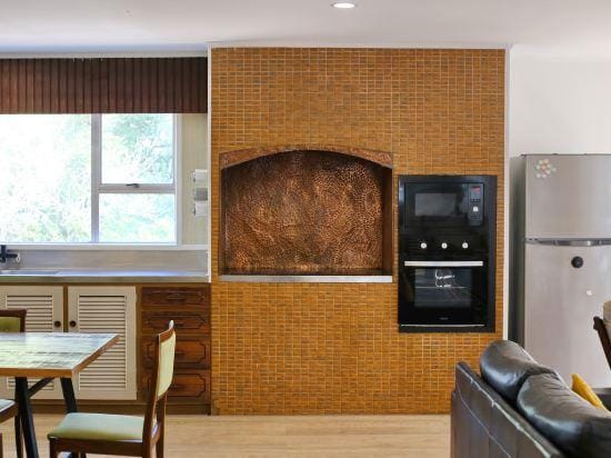Big Family House Easy to Airport Hotel in Auckland