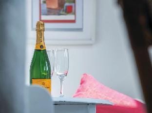 Soap Barn - 1 Bedroom Cottage - Manorbier Hotel in Wales