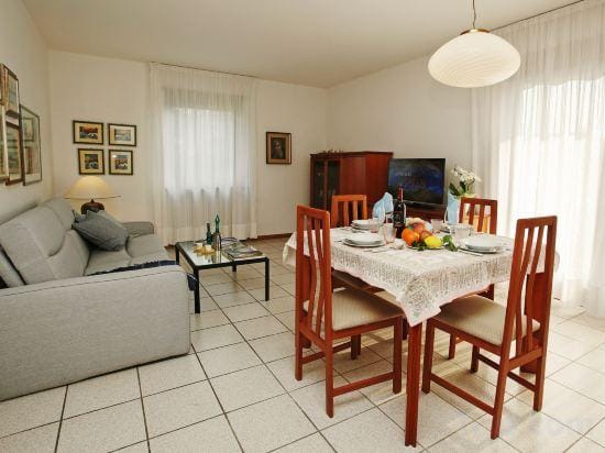 Appartamento Emma - Happy Rentals Hotel in Riva del Garda