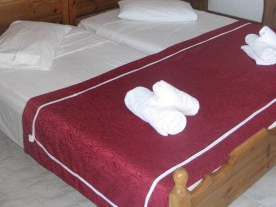 Stenna Apartments Hotel in Kefalos