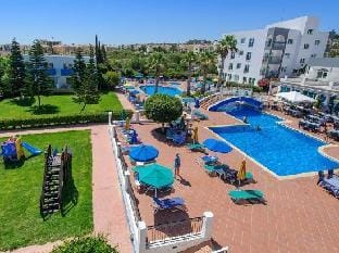 Paramount Hotel Apartments Hotel in Protaras
