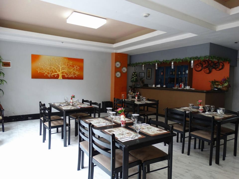 Silver Oaks Hotel and Suite Hotel in Manila City