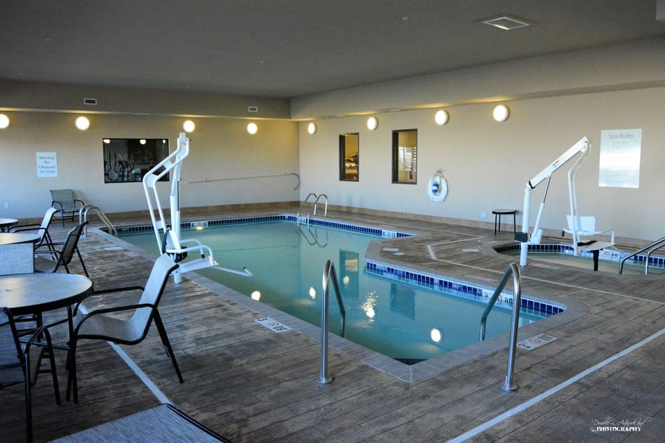 Holiday Inn Express & Suites Glendive by IHG Hotel in Montana