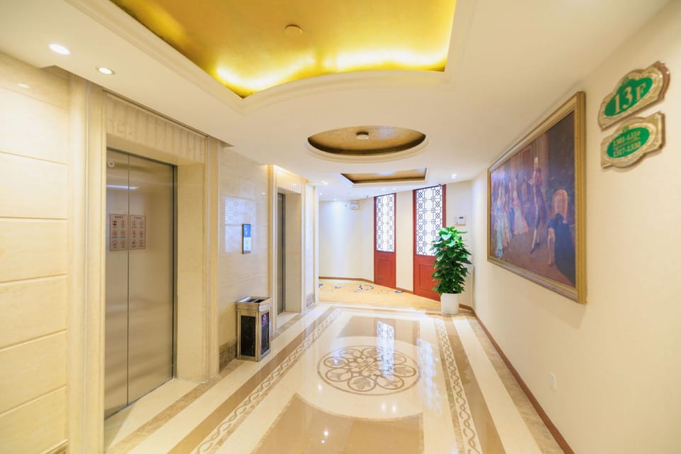 Vienna Hotel Shanghai Wusong International Cruise Terminal Branch Hotel in Shanghai