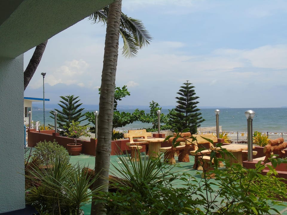 Blue Rock Resort and Dive Centre Resort in Olongapo