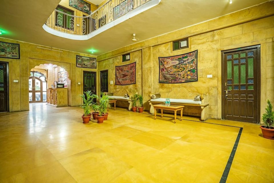 Hotel Marina Mahal Hotel in Rajasthan
