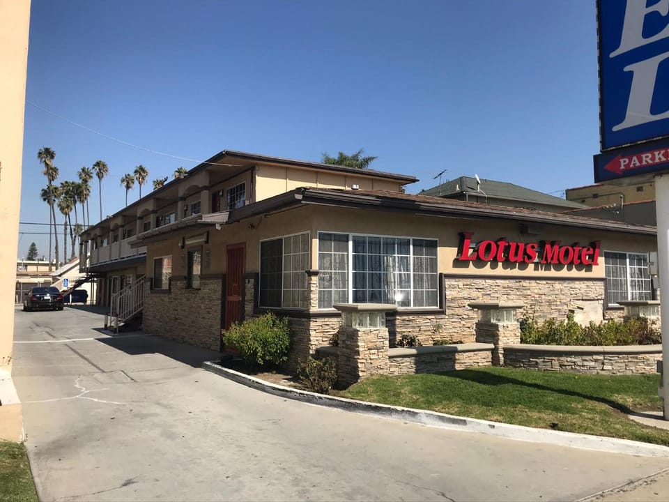 Lotus Motel LAX Motel in Inglewood