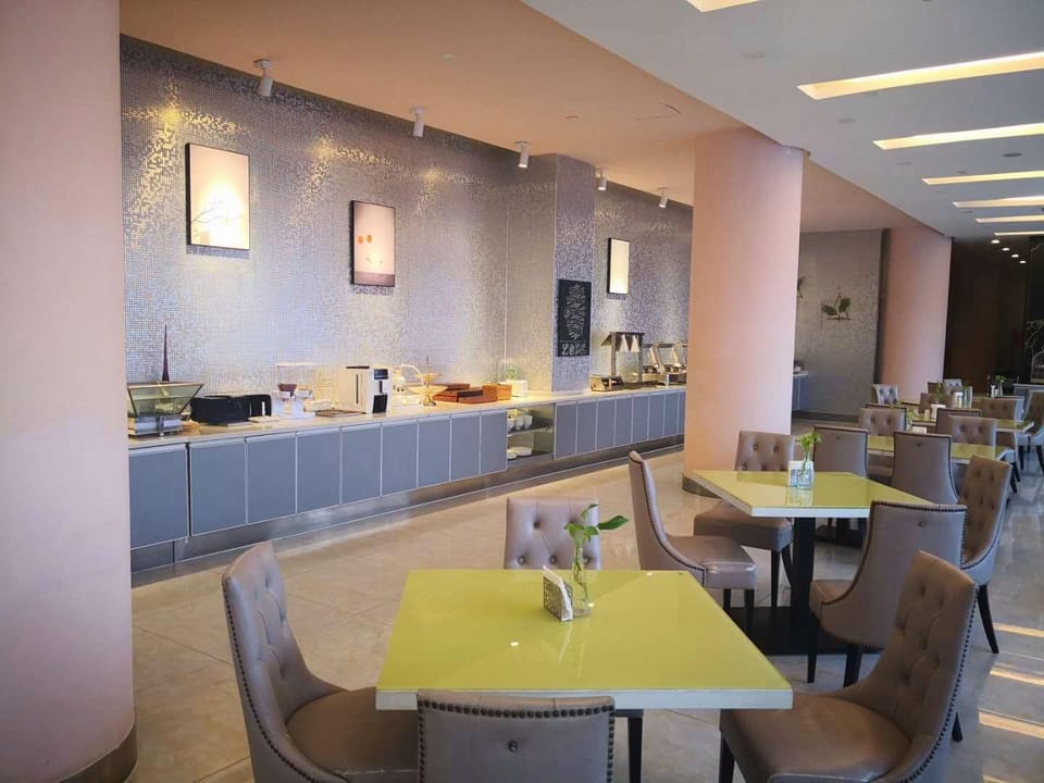 Jinjiang Inn Selecet Wuhan University Hongshan Road Metro Station Shuiguo Lake Hotel in Wuhan