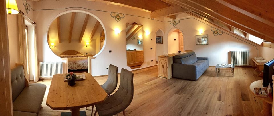 Alle Dolomiti Boutique Lake Hotel Hotel in Molveno