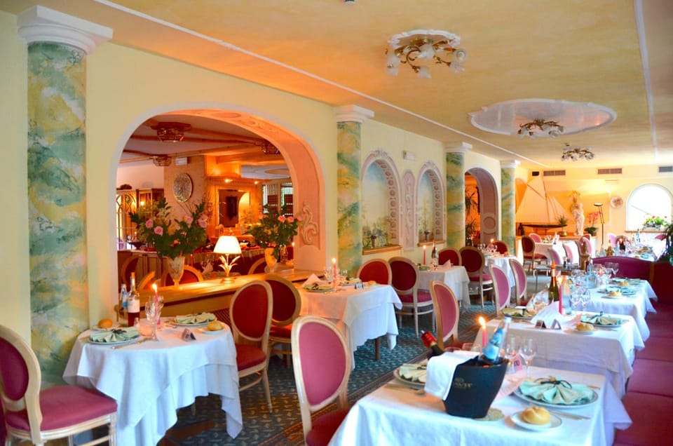 Alle Dolomiti Boutique Lake Hotel Hotel in Molveno