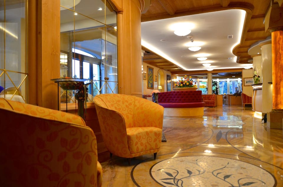 Alle Dolomiti Boutique Lake Hotel Hotel in Molveno