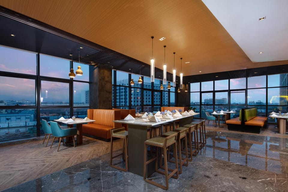 Holiday Inn Hangzhou Airport Zone By IHG Hotel in Hangzhou