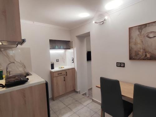 Myrsini Rooms Hotel in İzmir Province