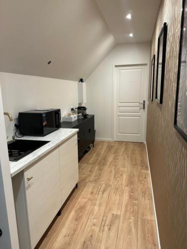 Le Nid des Voyageurs - chambre Eurylaime Hotel in Vernon