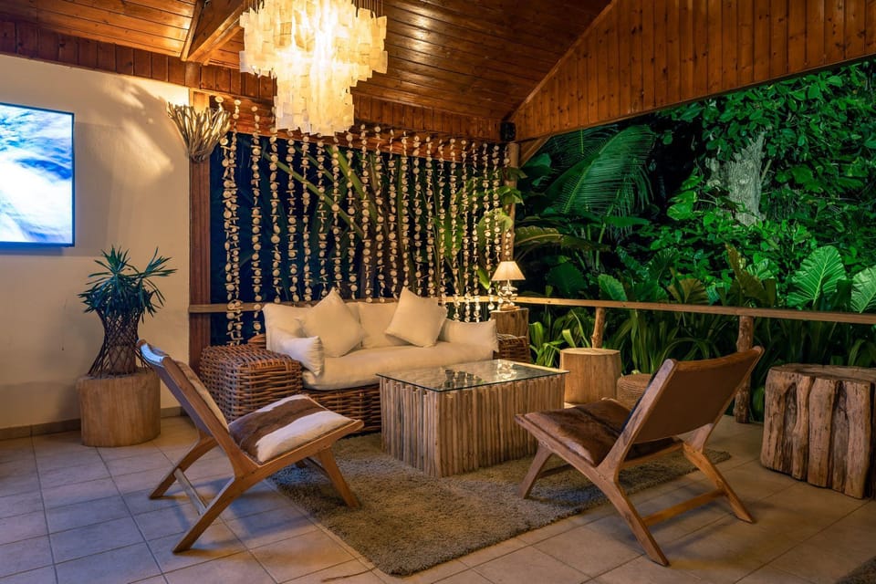 Bar/lounge