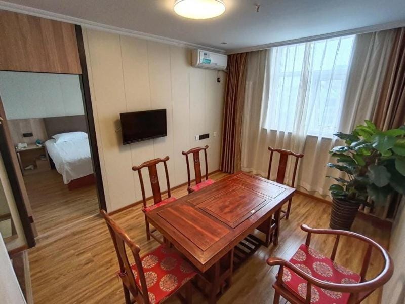 GreenTree Inn Beijing Fangshan Liangxiang Suzhuang Express Hotel Hotel in Beijing