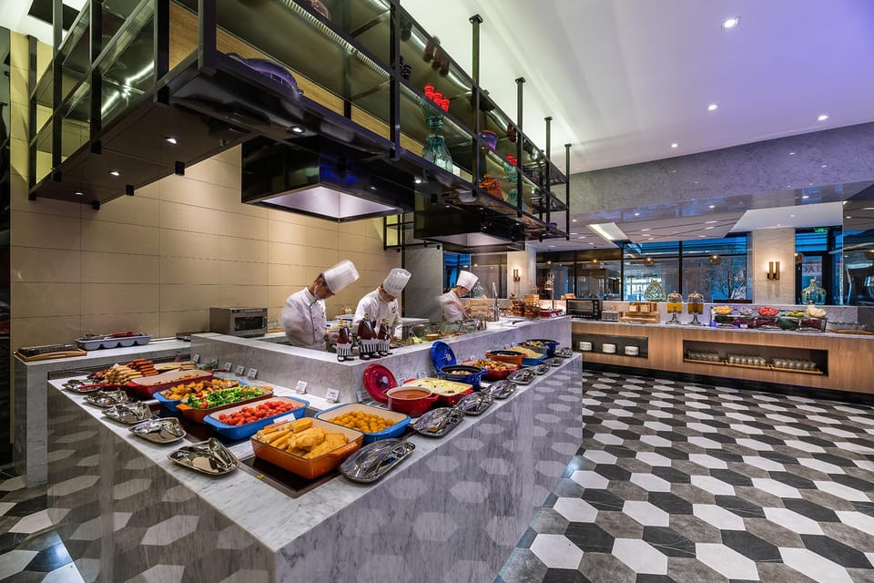 Novotel Suites Shanghai Hongqiao Hotel in Shanghai