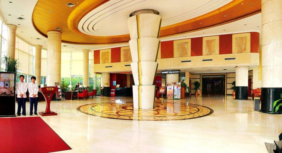 Holiday Inn Triumphal Hotel in Guangzhou