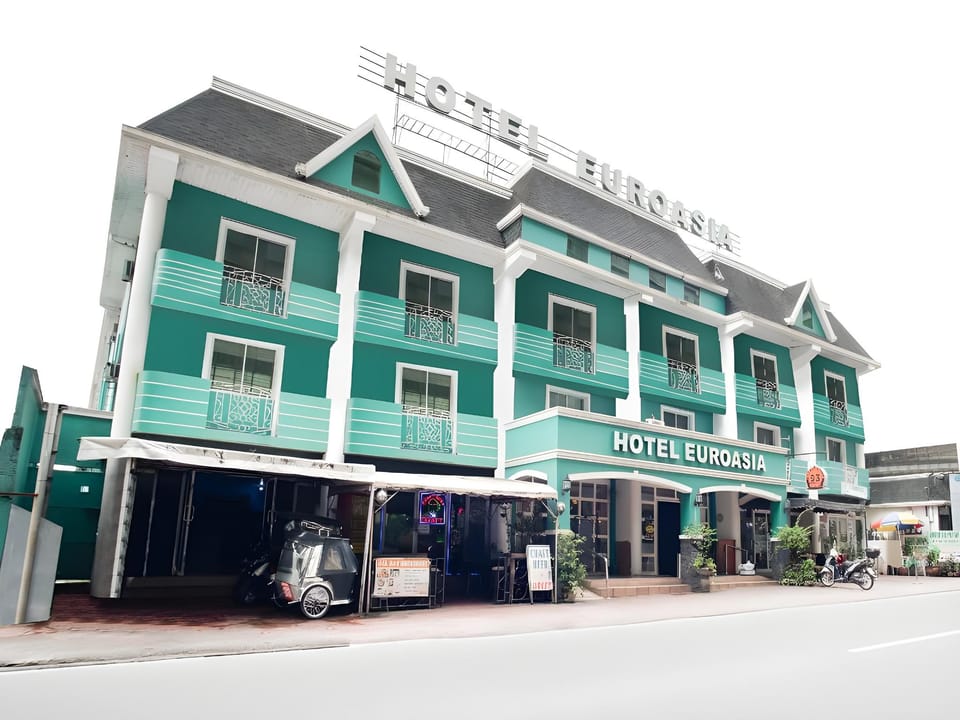 Hotel Euroasia by Bluebookers Hotel in Angeles