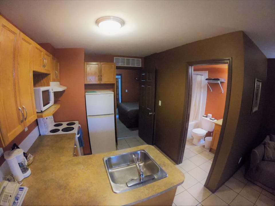 Avalon Inn Motel in Osoyoos