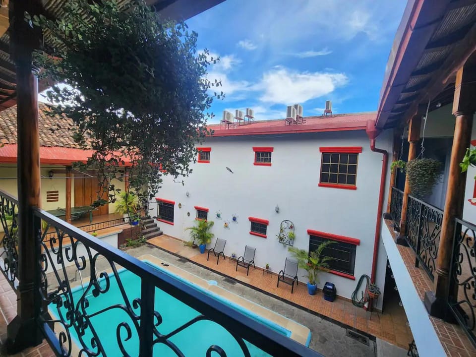 Hotel Casona Macondo, Granada, Nicaragua Apartment hotel in Granada