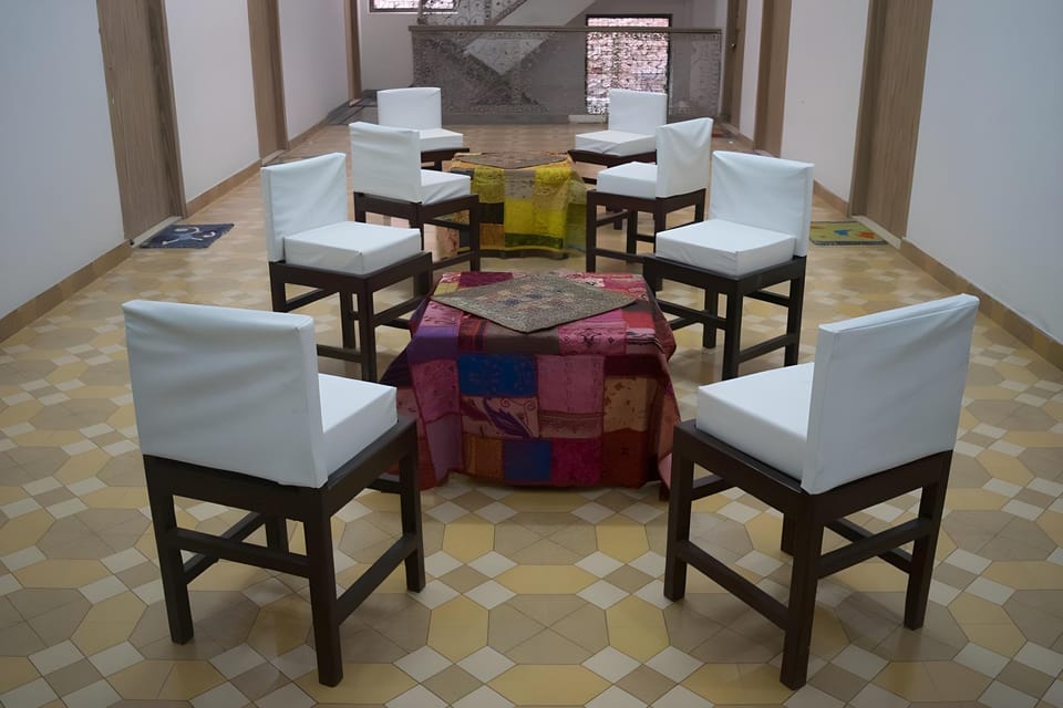 Hotel KV Palace Hotel in Varanasi