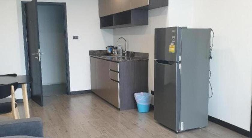 The High One Hotel in Chon Buri Changwat