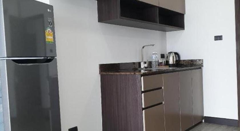 The High One Hotel in Chon Buri Changwat