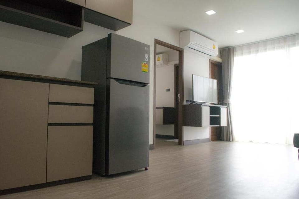 The High One Hotel in Chon Buri Changwat
